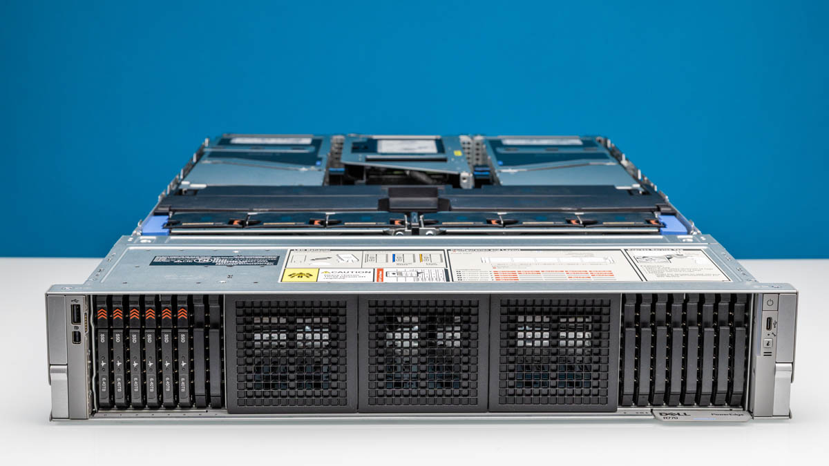 PowerEdge R770. Источник